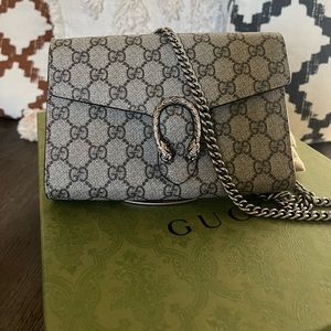 Gucci GG Dionysus Supreme Chain Wallet